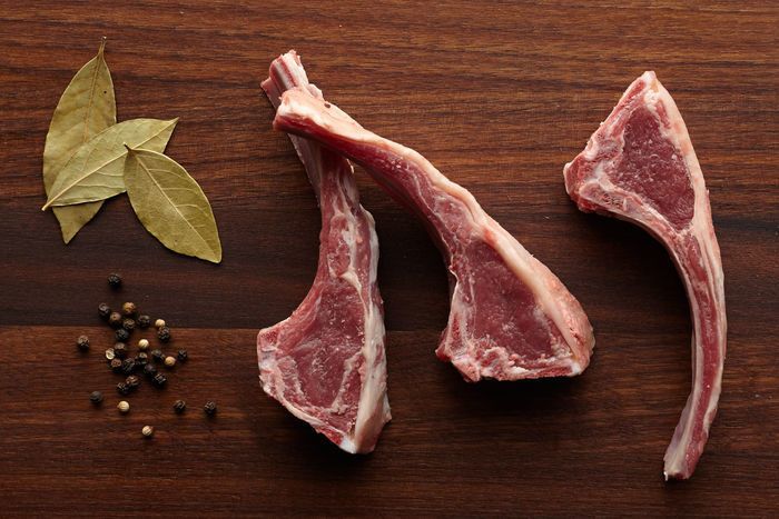 Buy Halal Lamb Chops (fresh) 5 Pcs  Minar Halal Meat And Grocery - Quicklly